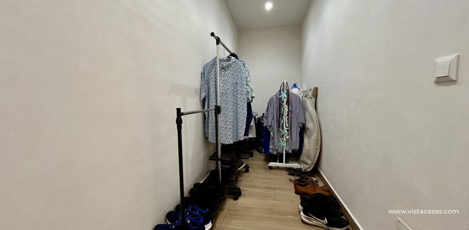 Resale - Villa - Cabo Roig