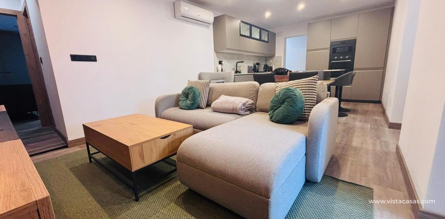 Venta - Townhouse - San Miguel de Salinas