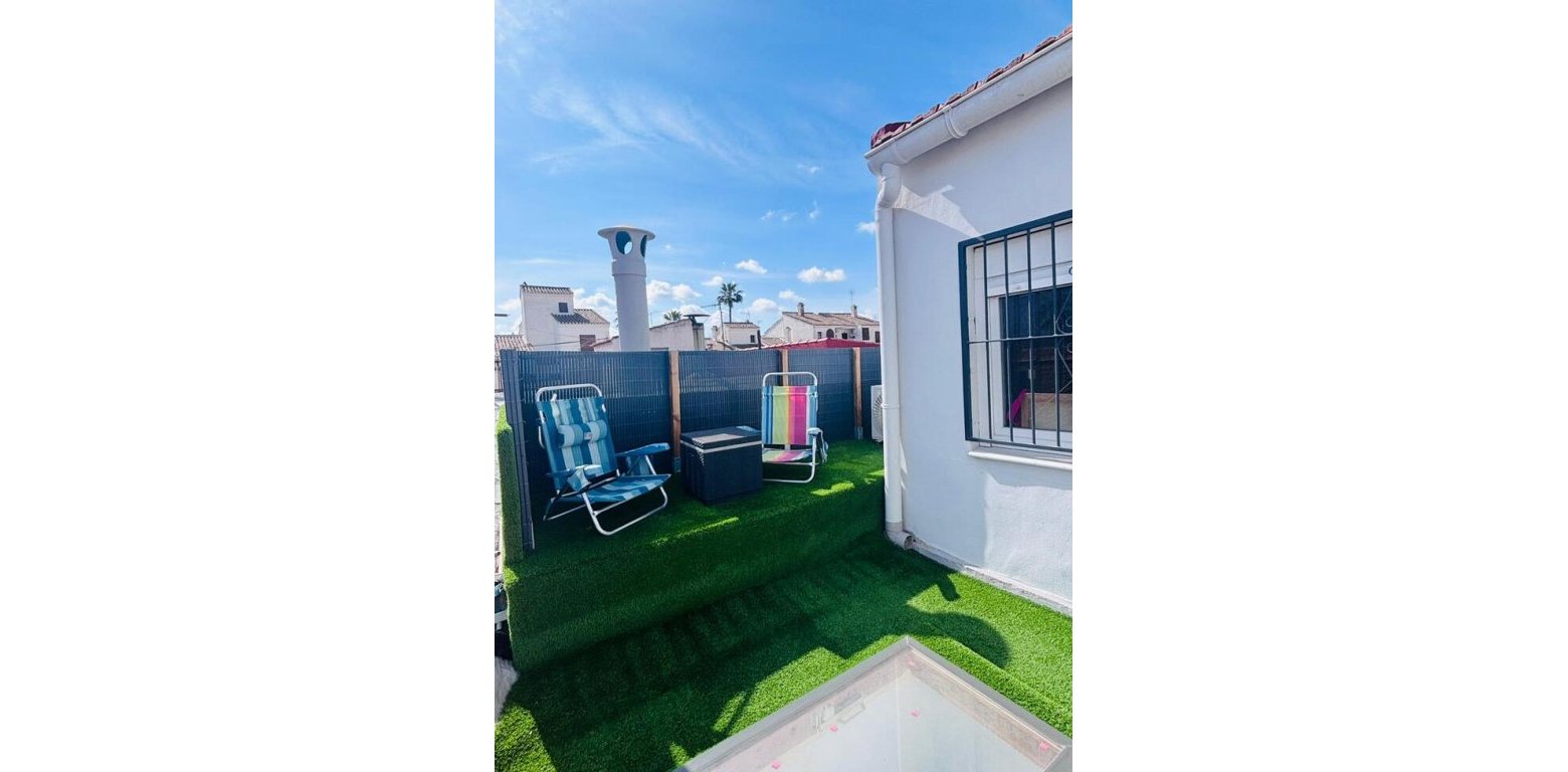 Venta - Townhouse - San Miguel de Salinas