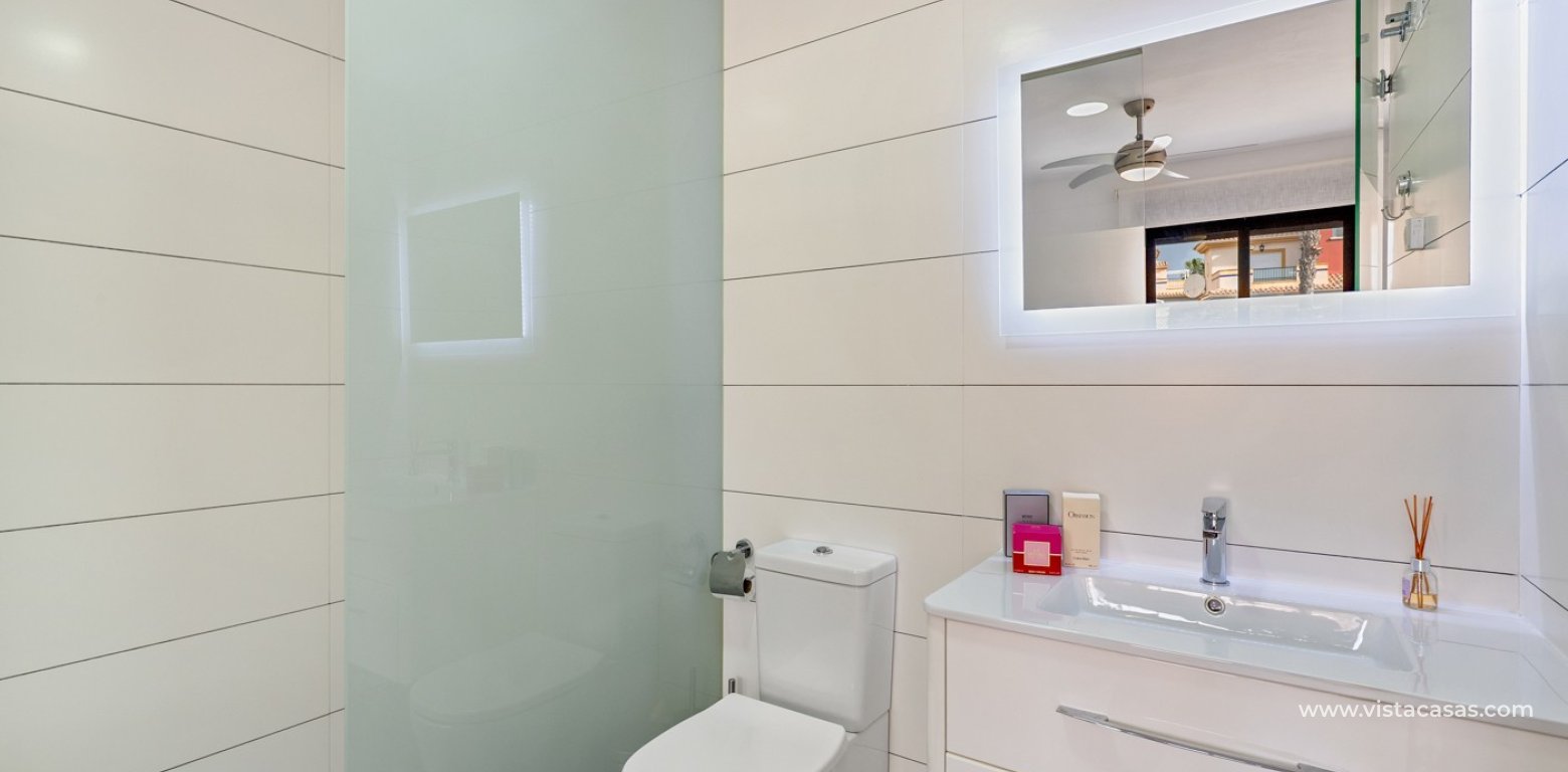 Sale - Lägenhet - Cabo Roig