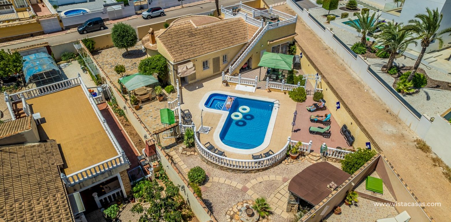 Resale - Villa - Torrevieja - El Chaparral