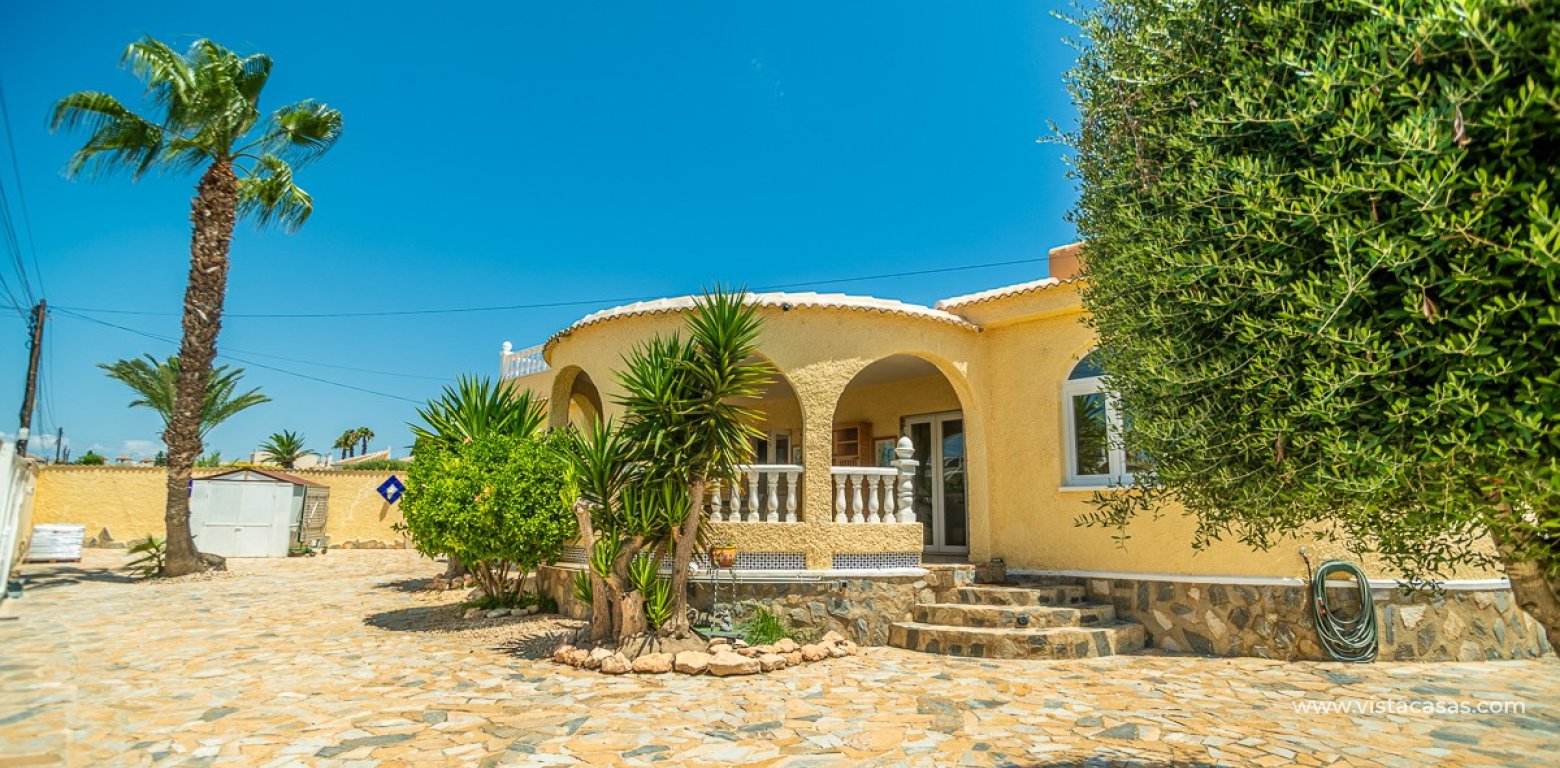 Resale - Villa - Torrevieja - El Chaparral