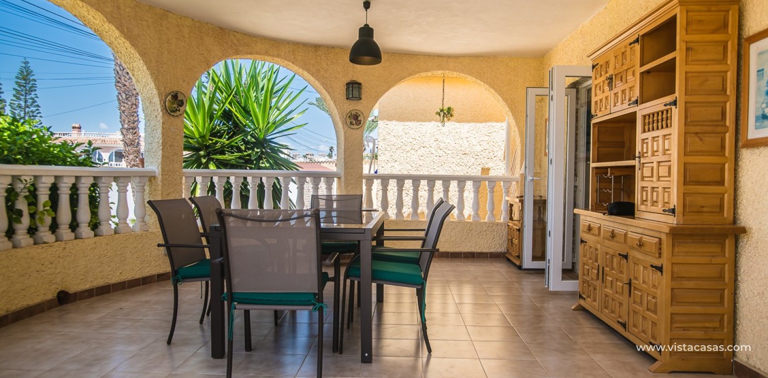 Resale - Villa - Torrevieja - El Chaparral