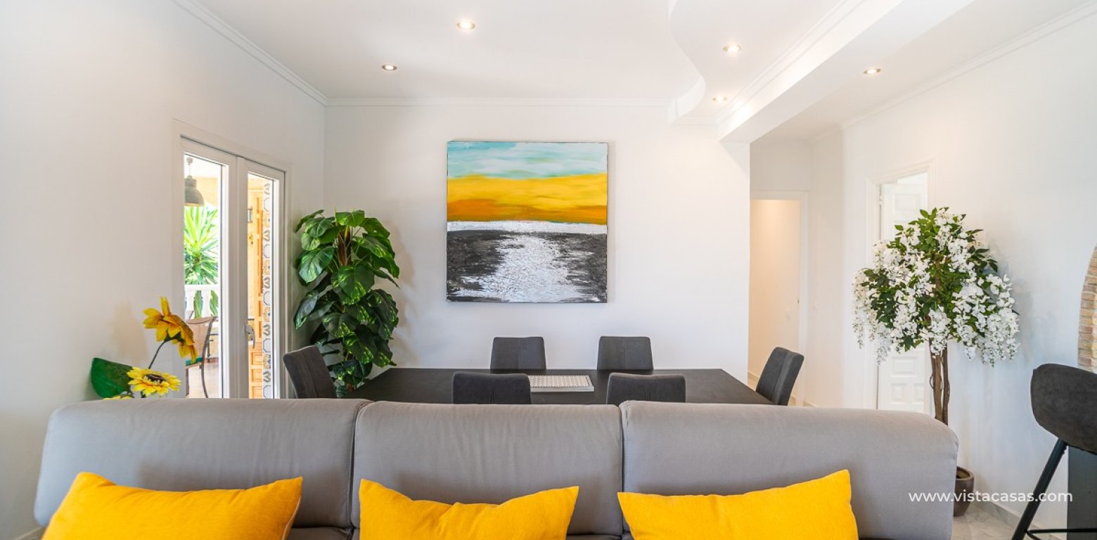 Resale - Villa - Torrevieja - El Chaparral