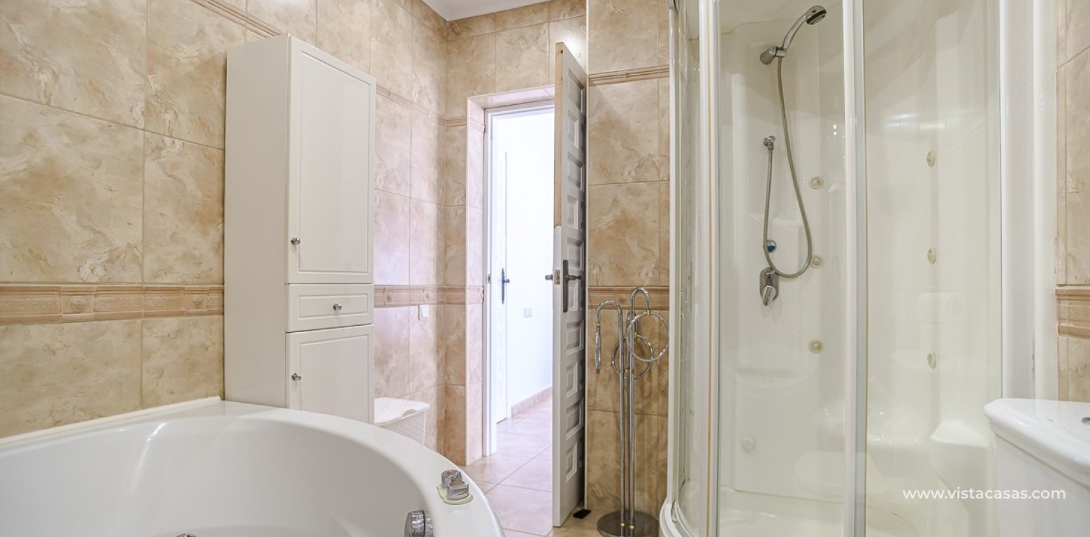 Resale - Villa - Torrevieja - El Chaparral