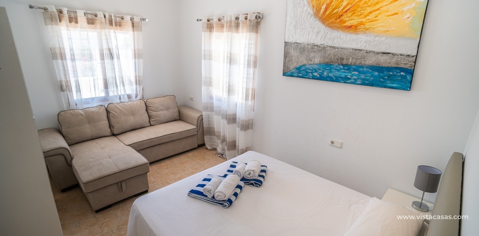 Resale - Villa - Torrevieja - El Chaparral