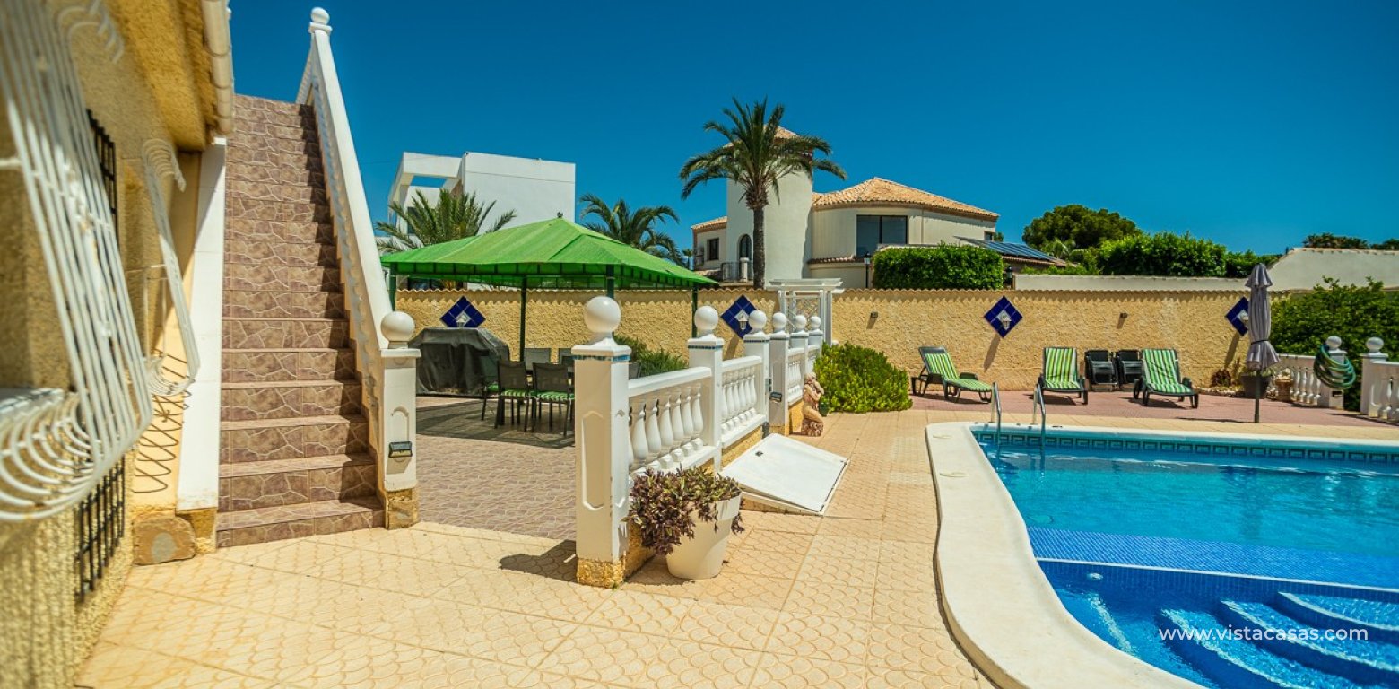 Resale - Villa - Torrevieja - El Chaparral