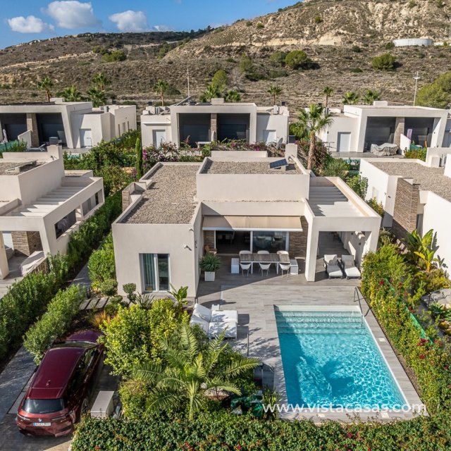 Villa - Resale - Algorfa - La Finca Golf Resort