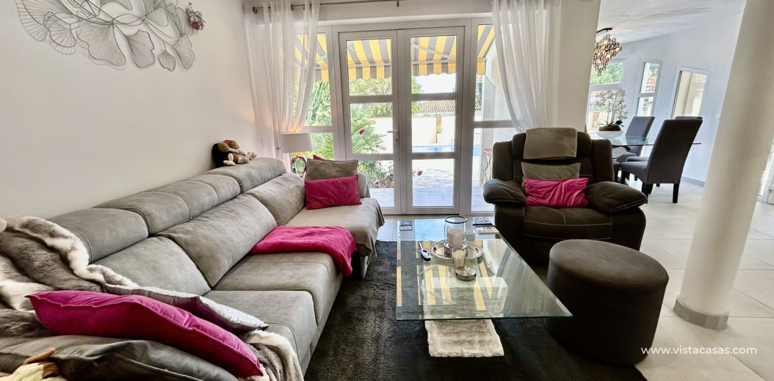 Sale - Villa - Cabo Roig