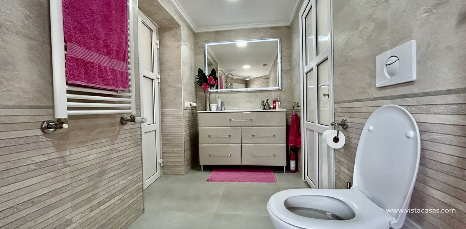 Sale - Villa - Cabo Roig