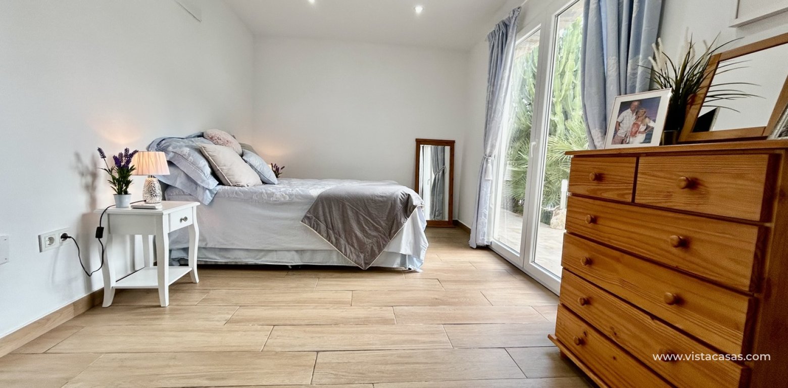 Sale - Villa - Cabo Roig