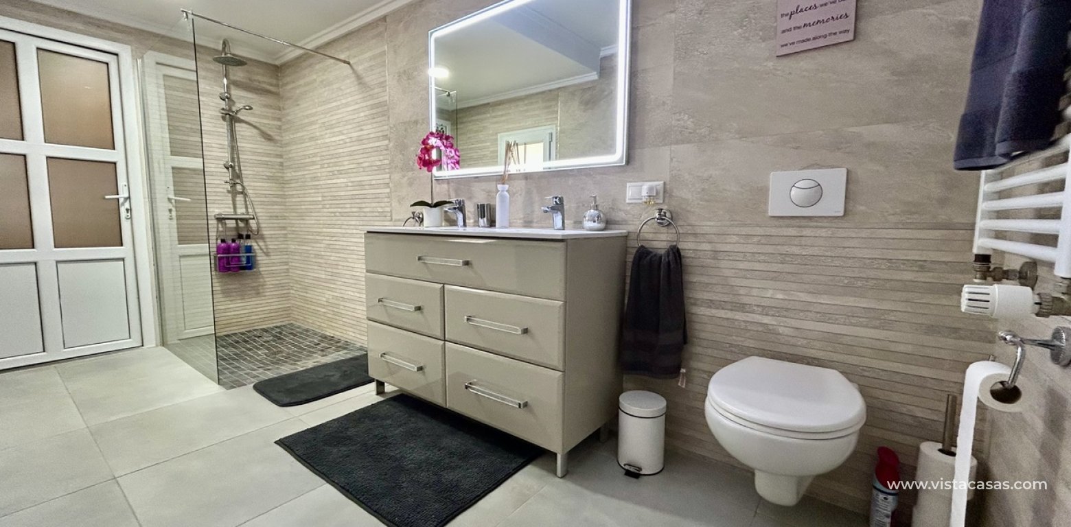 Sale - Villa - Cabo Roig