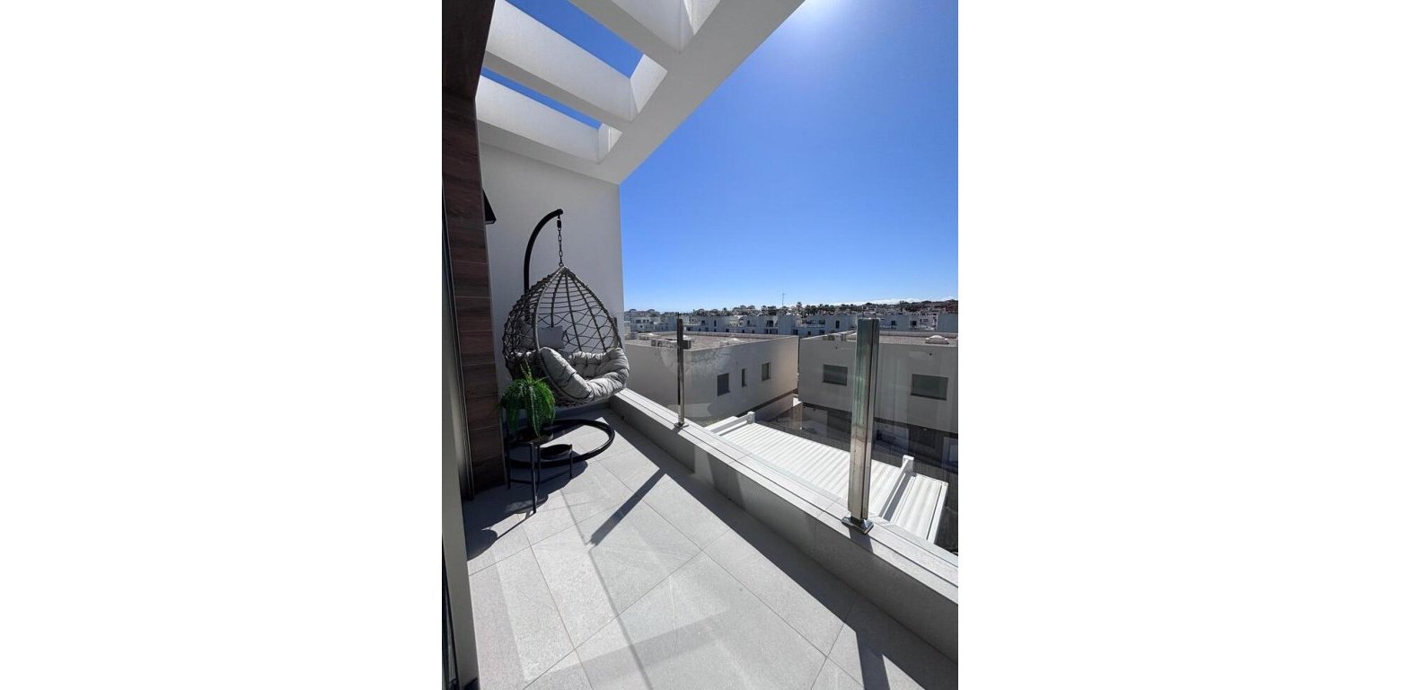 Resale - Villa - Villamartin - PAU 8