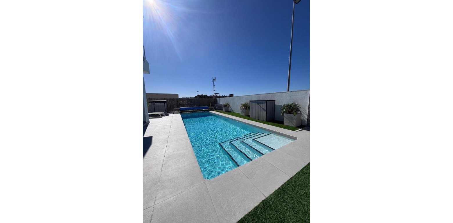 Resale - Villa - Villamartin - PAU 8