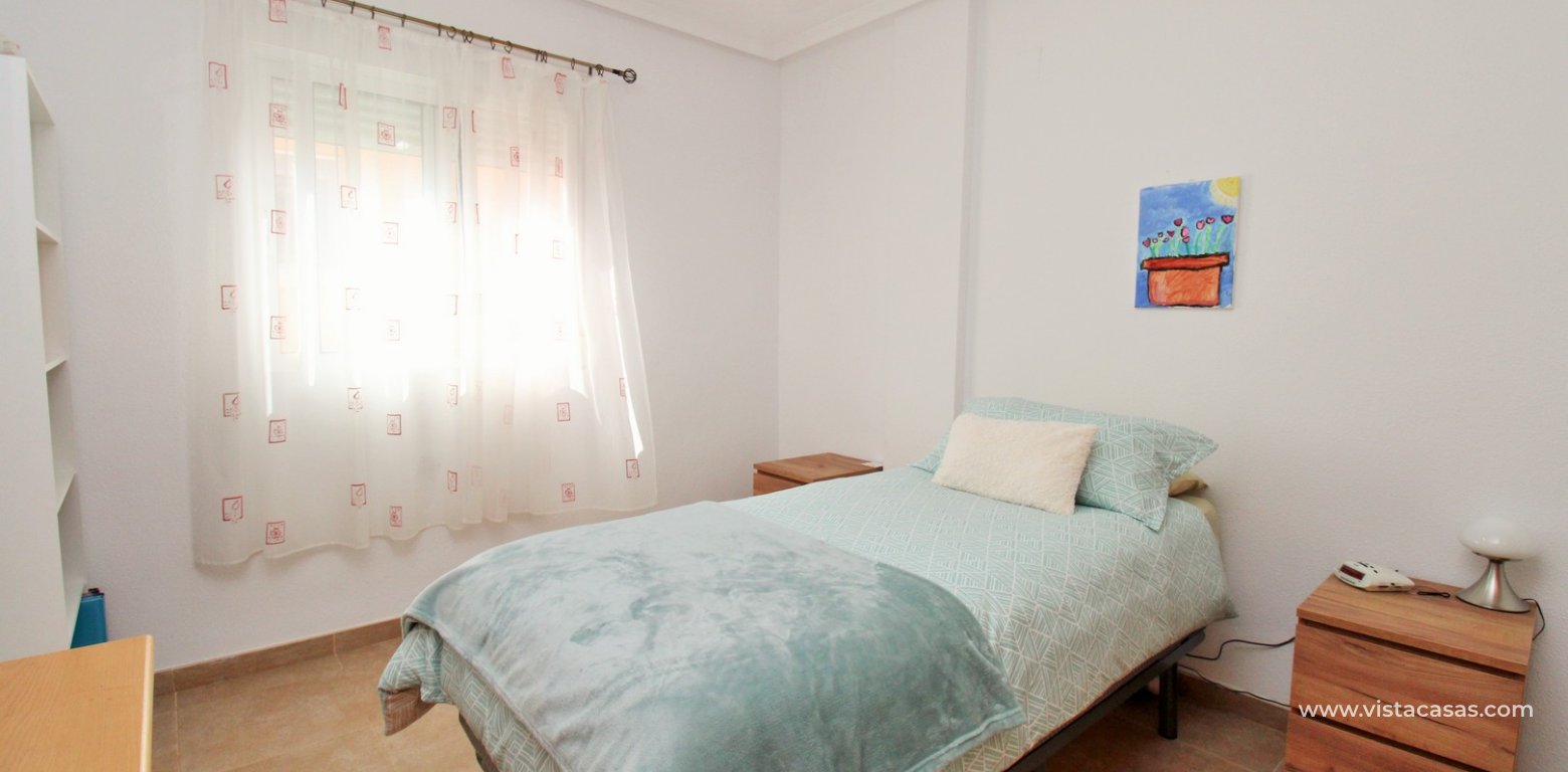 Renovated 3 Bed Quad House Villamartin Torregolf IV twin bedroom