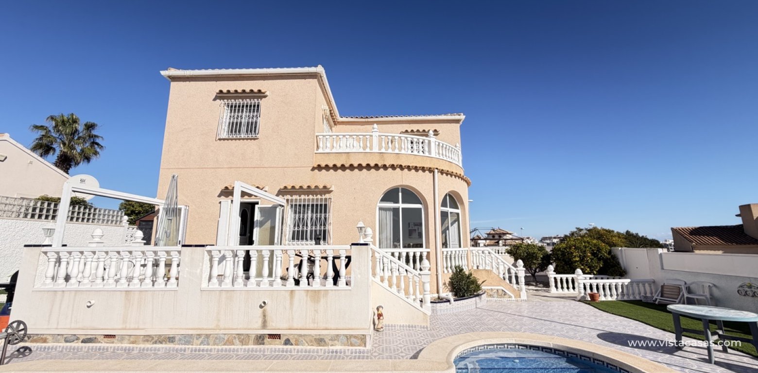 Sale - Villa - Villamartin