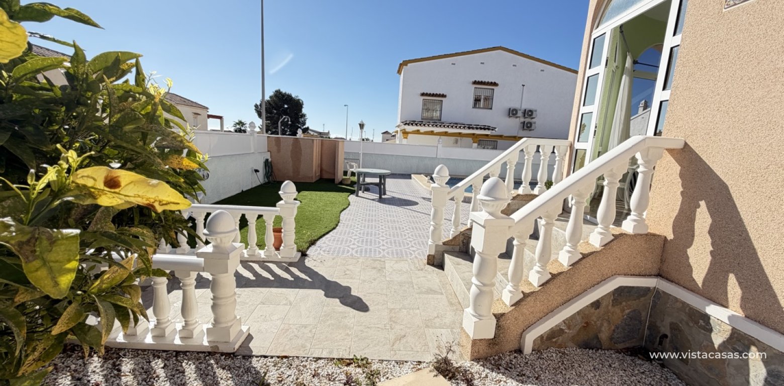 Sale - Villa - Villamartin