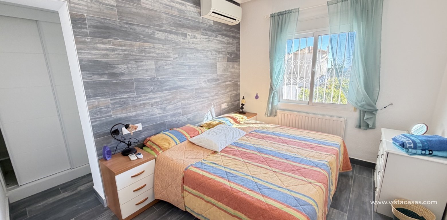 Sale - Villa - Villamartin