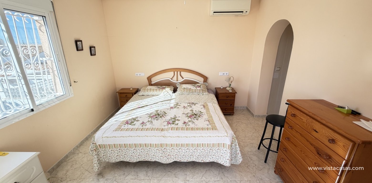 Sale - Villa - Villamartin