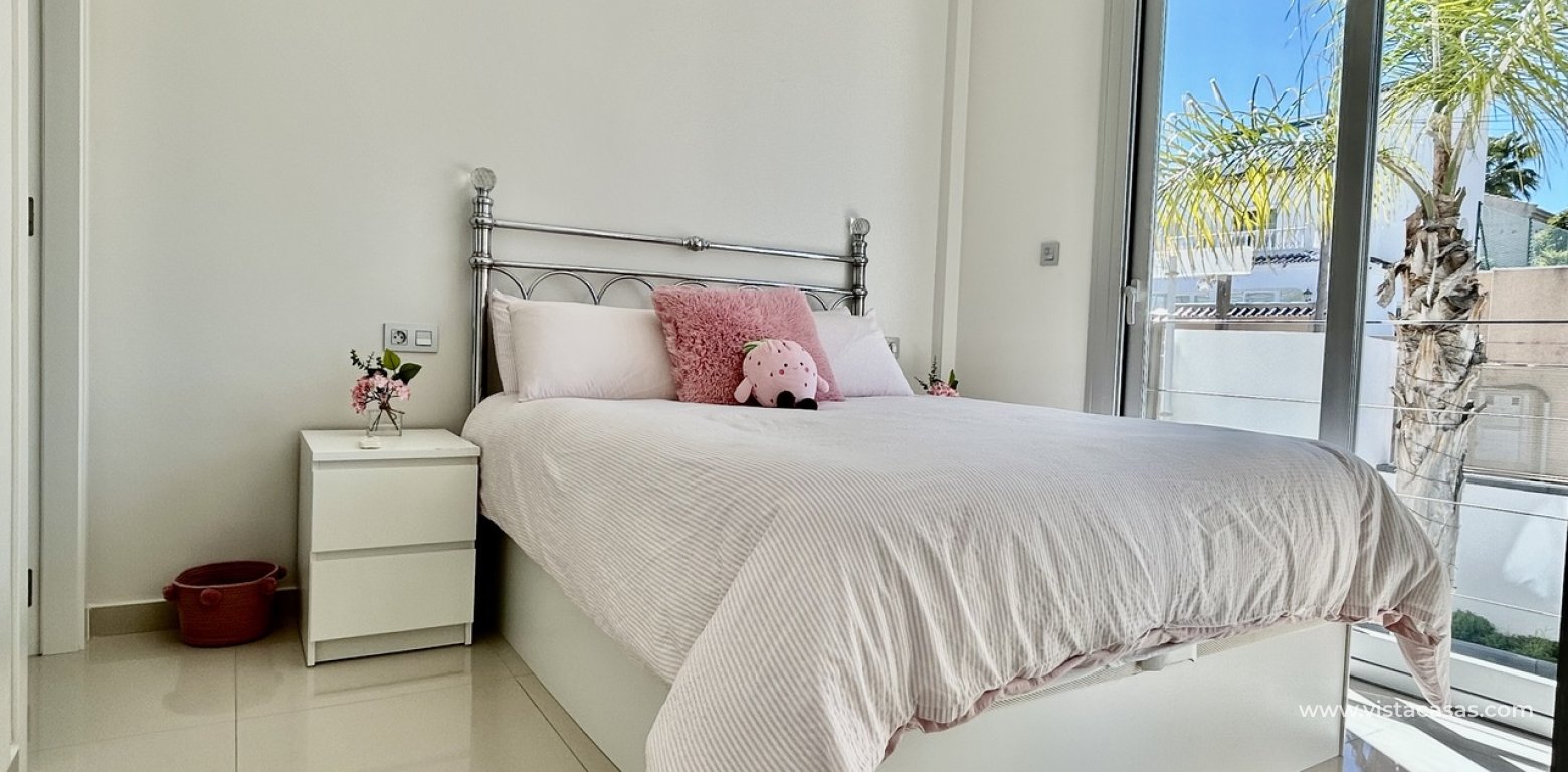 Sale - Villa - Villamartin