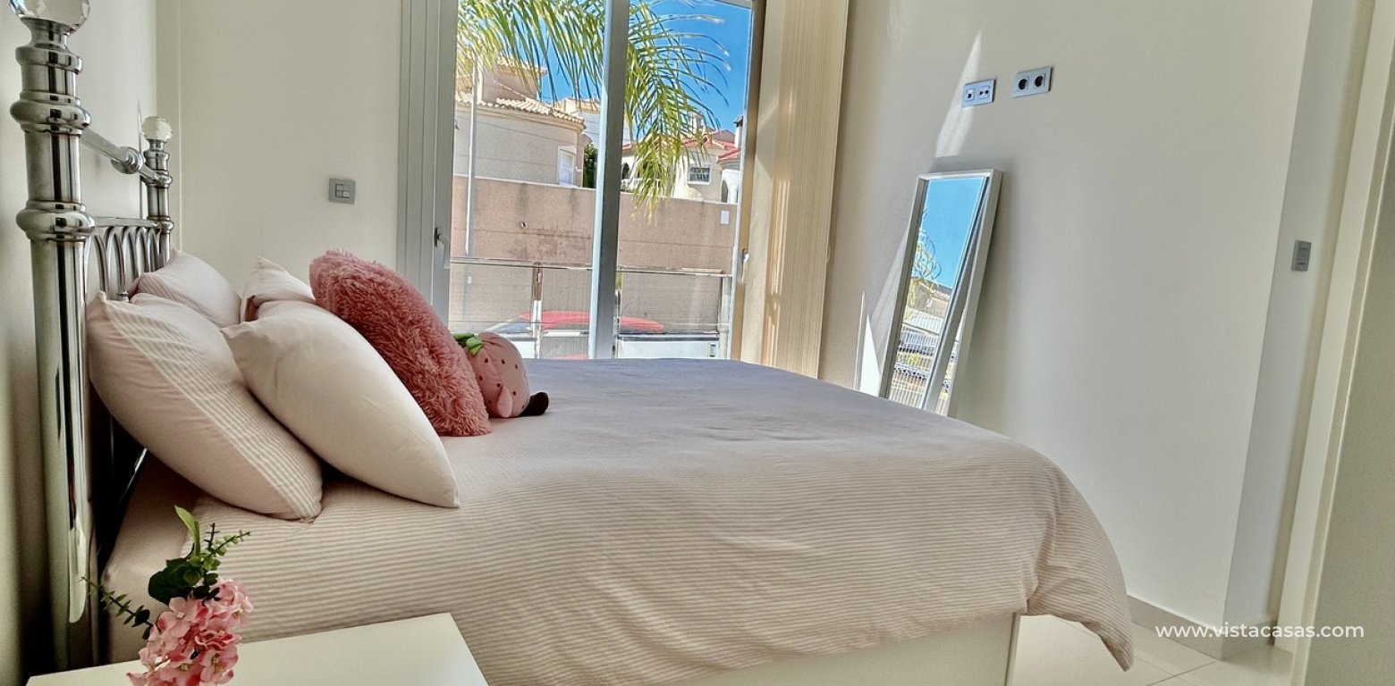 Sale - Villa - Villamartin