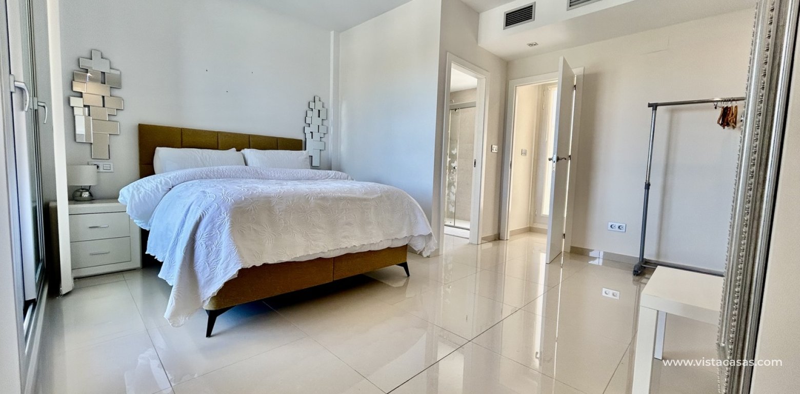 Sale - Villa - Villamartin