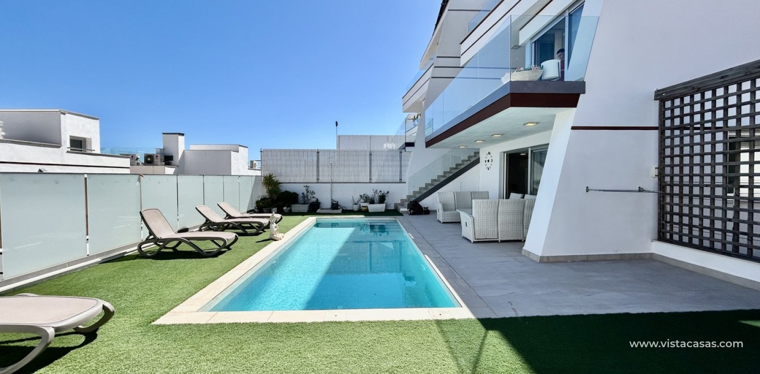 Sale - Villa - Villamartin