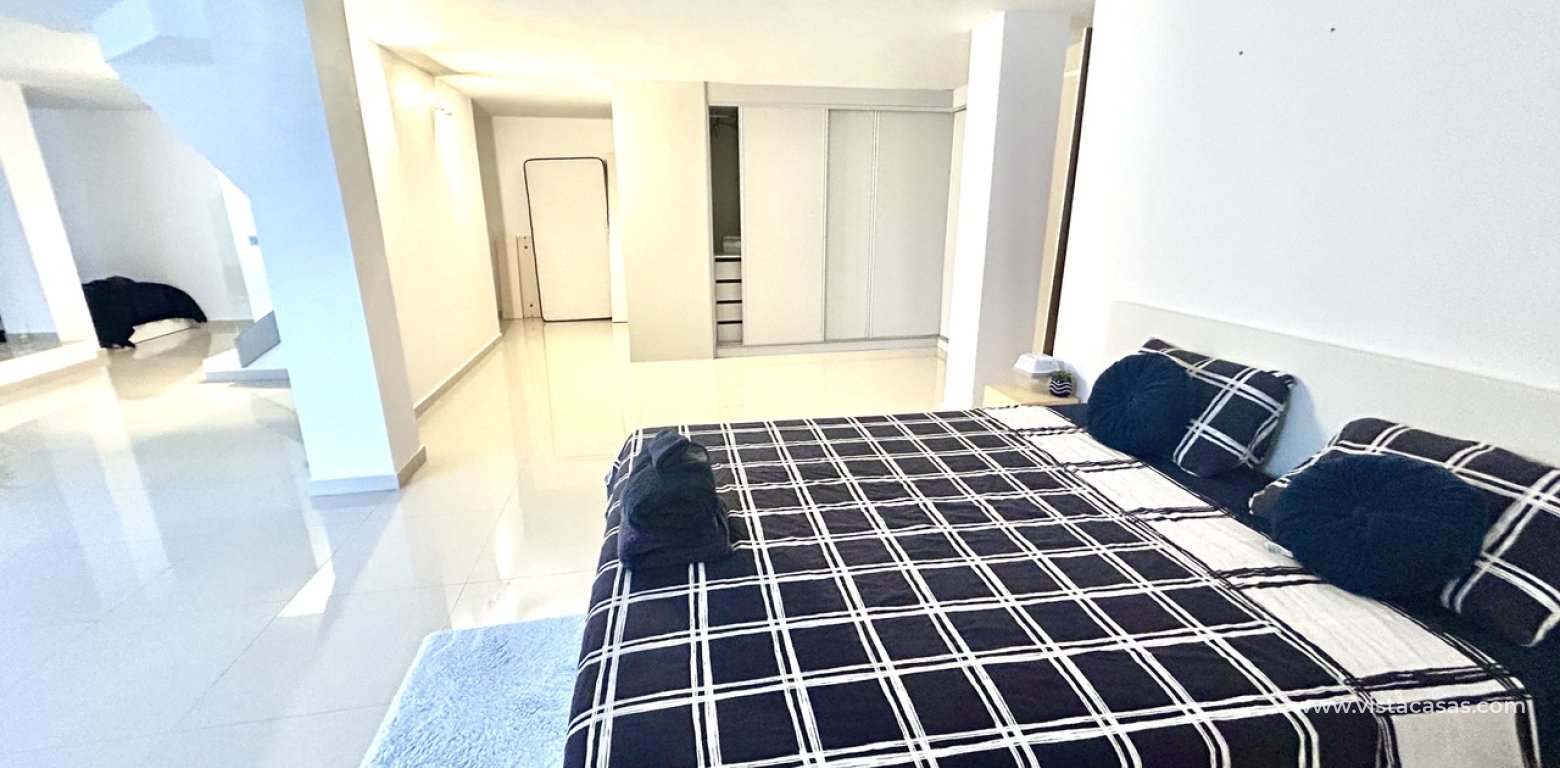 Sale - Villa - Villamartin