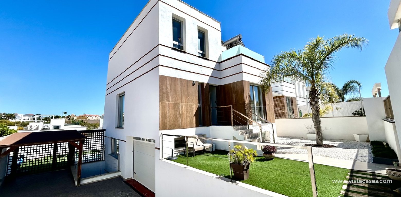 Sale - Villa - Villamartin