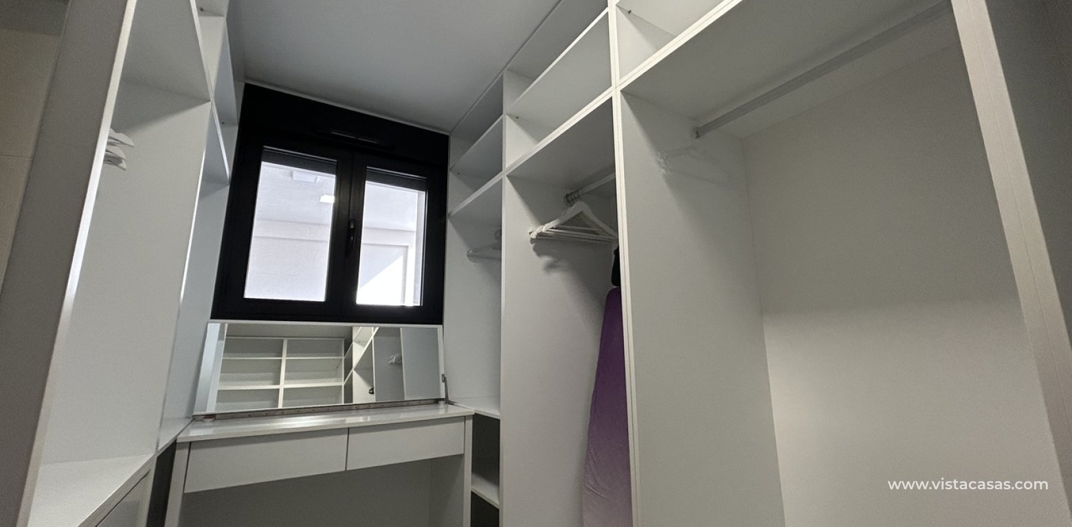 Resale - Villa - Los Balcones