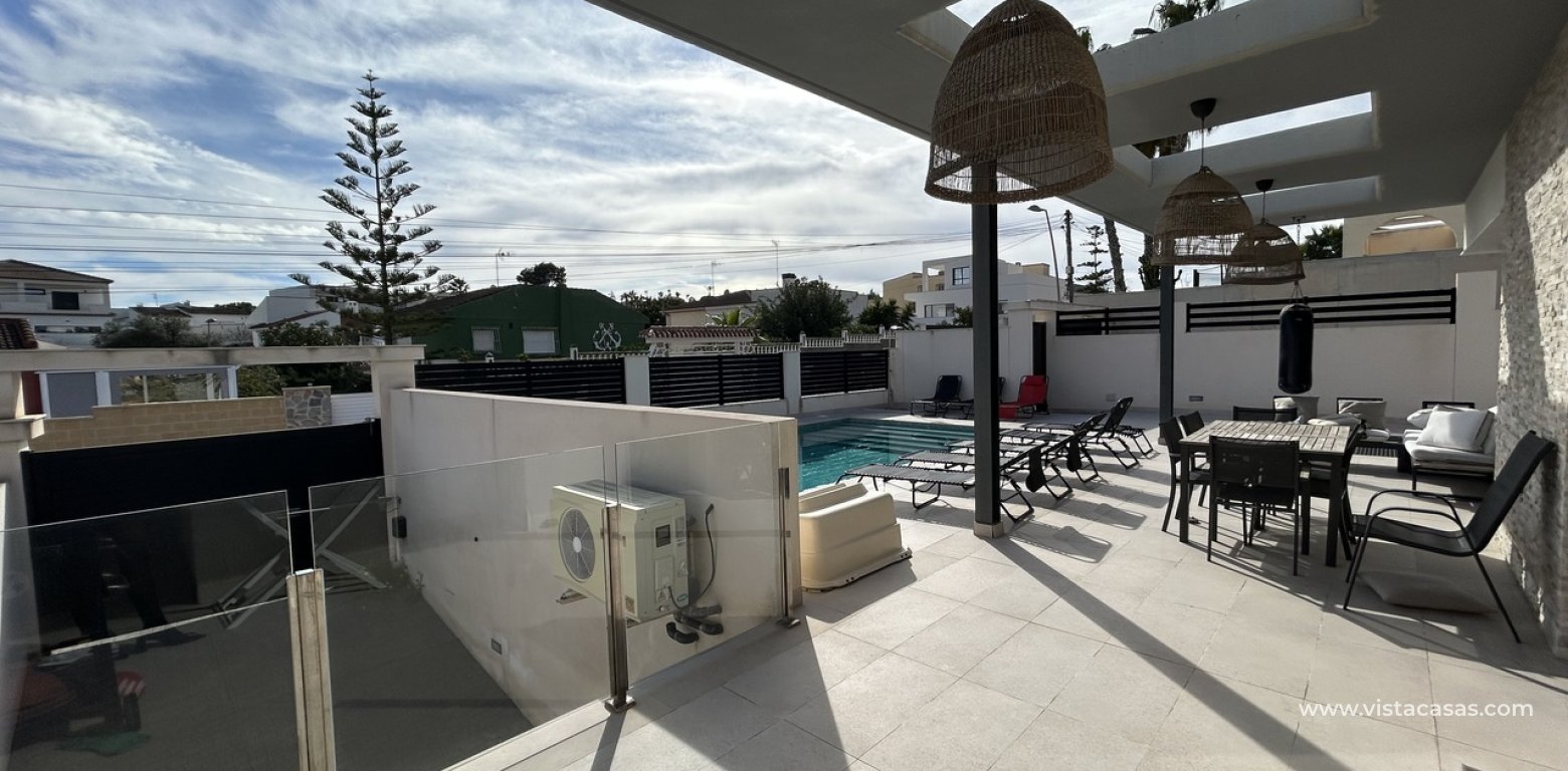 Resale - Villa - Los Balcones
