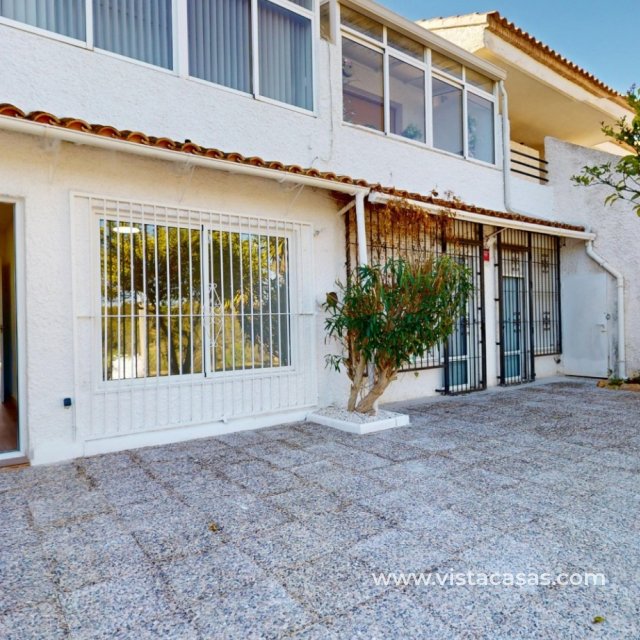 Appartement - Sale - Villamartin - Villamartin