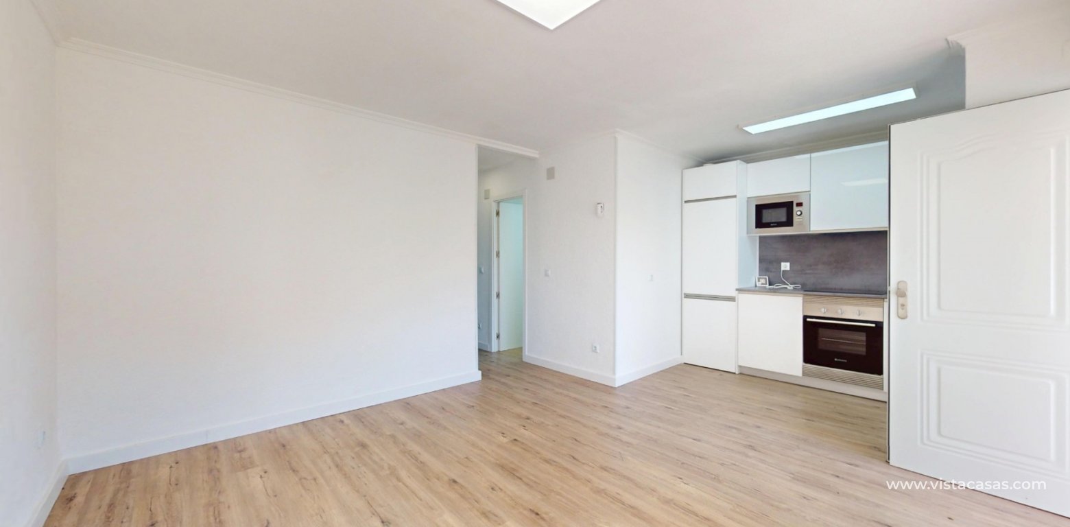 Resale - Apartment - Villamartin