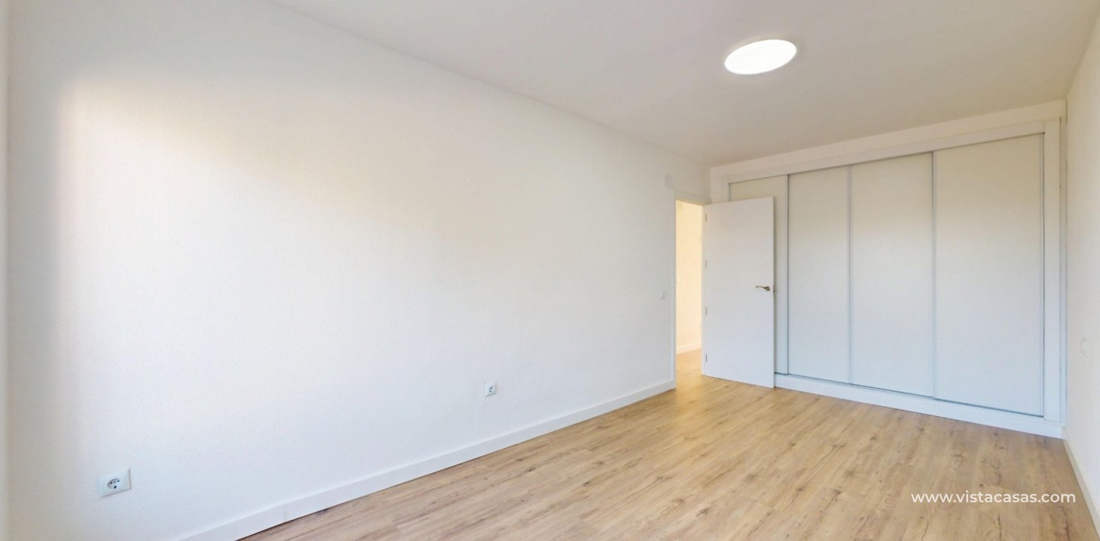 Resale - Apartment - Villamartin