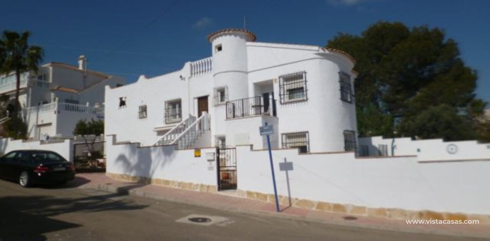 Sale - Villa - Villamartin