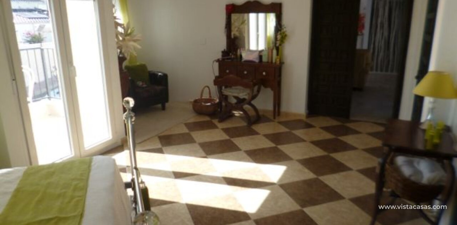 Sale - Villa - Villamartin