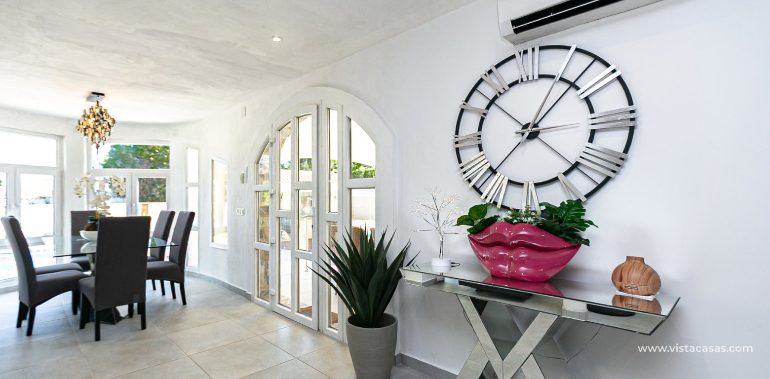 Sale - Villa - Cabo Roig