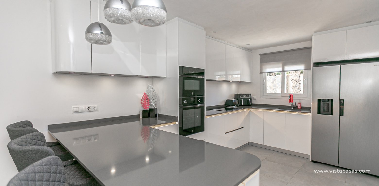 Sale - Villa - Cabo Roig