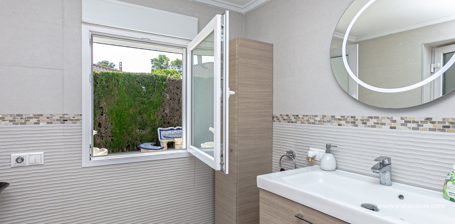 Sale - Villa - Cabo Roig