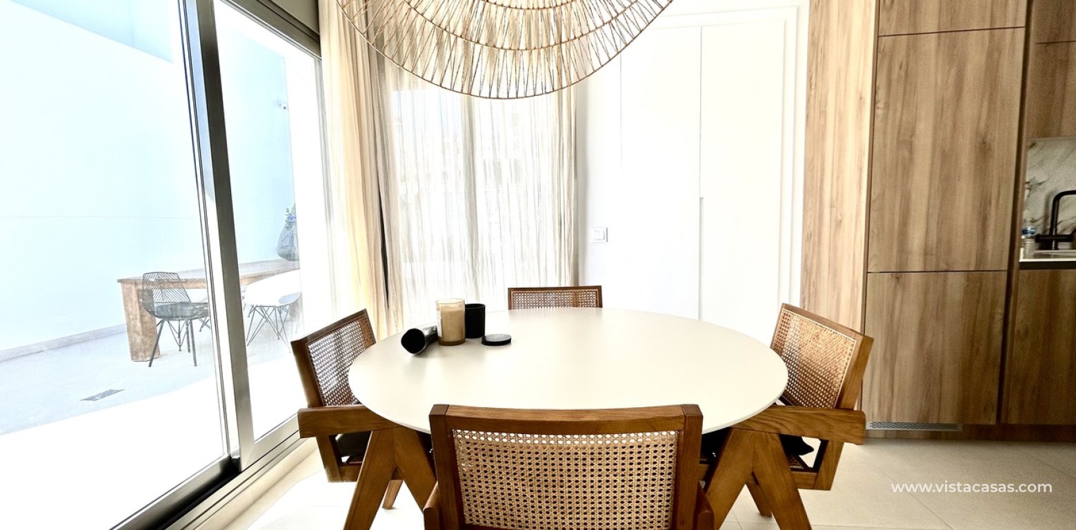 Resale - Villa - San Miguel de Salinas