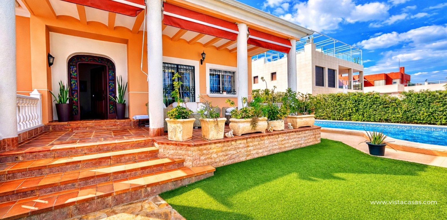 Resale - Villa - Torrevieja - La Mata