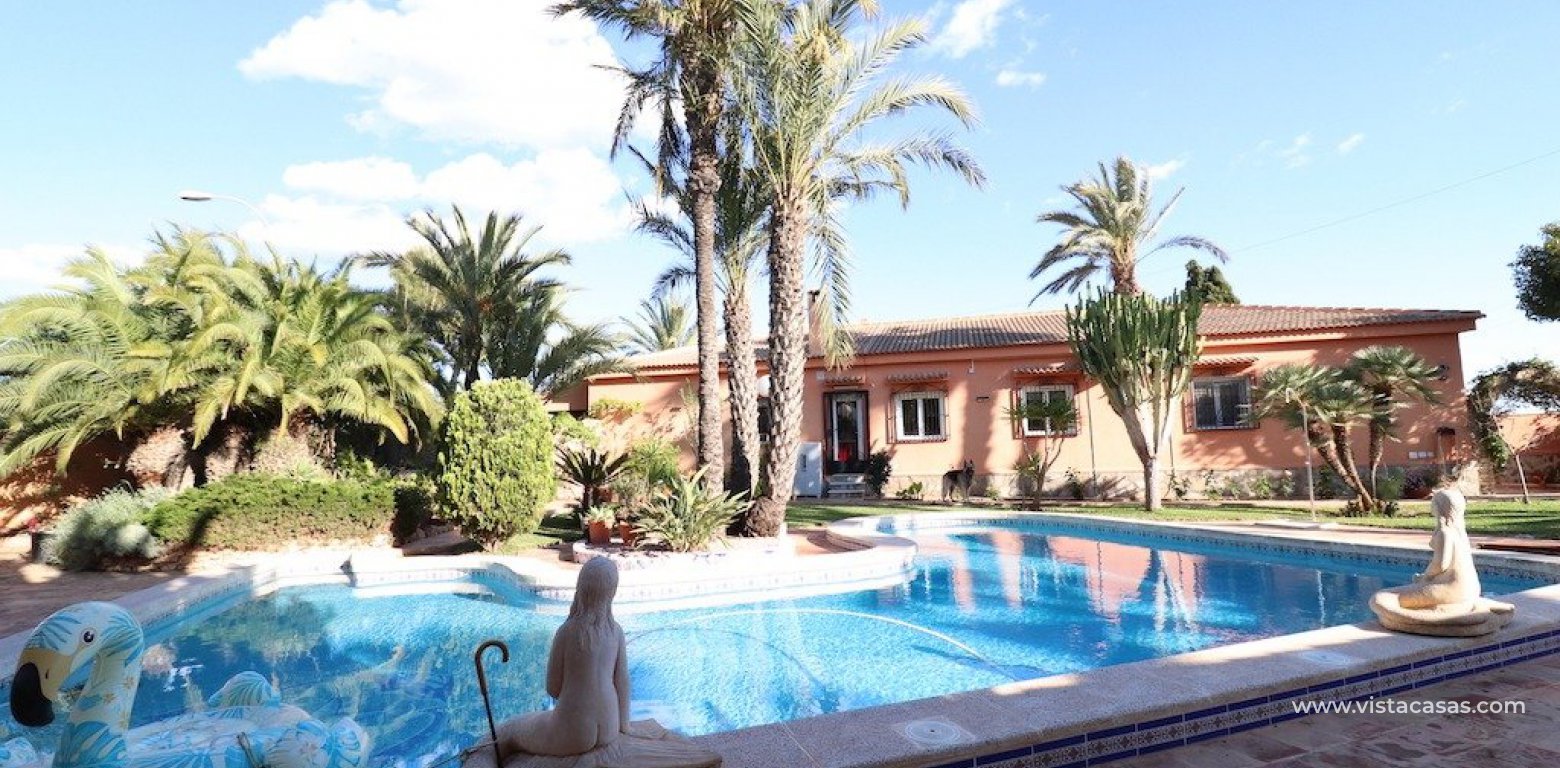 Resale - Villa - Torrevieja - El Chaparral