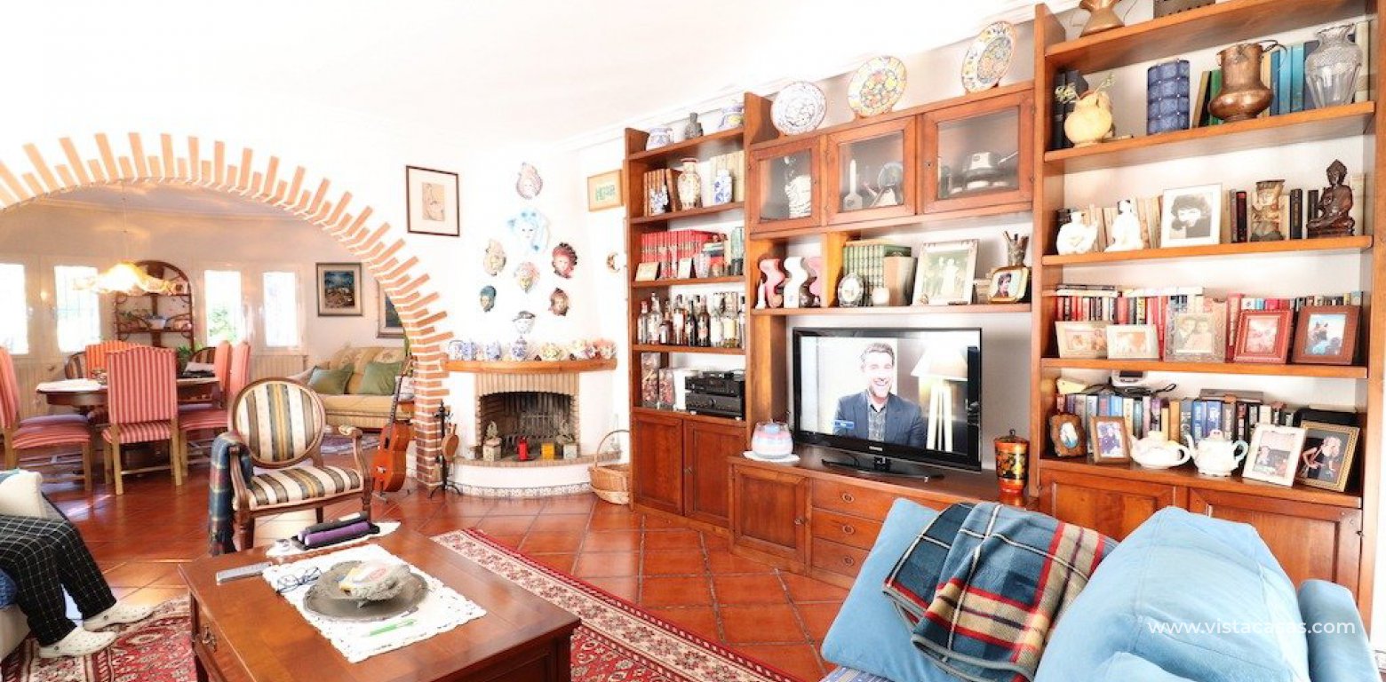 Resale - Villa - Torrevieja - El Chaparral