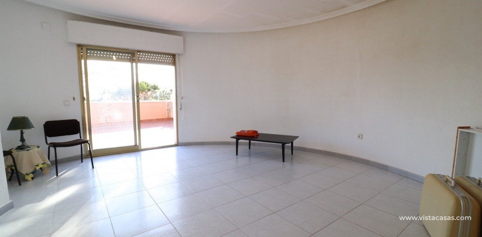 Resale - Villa - Torrevieja - El Chaparral