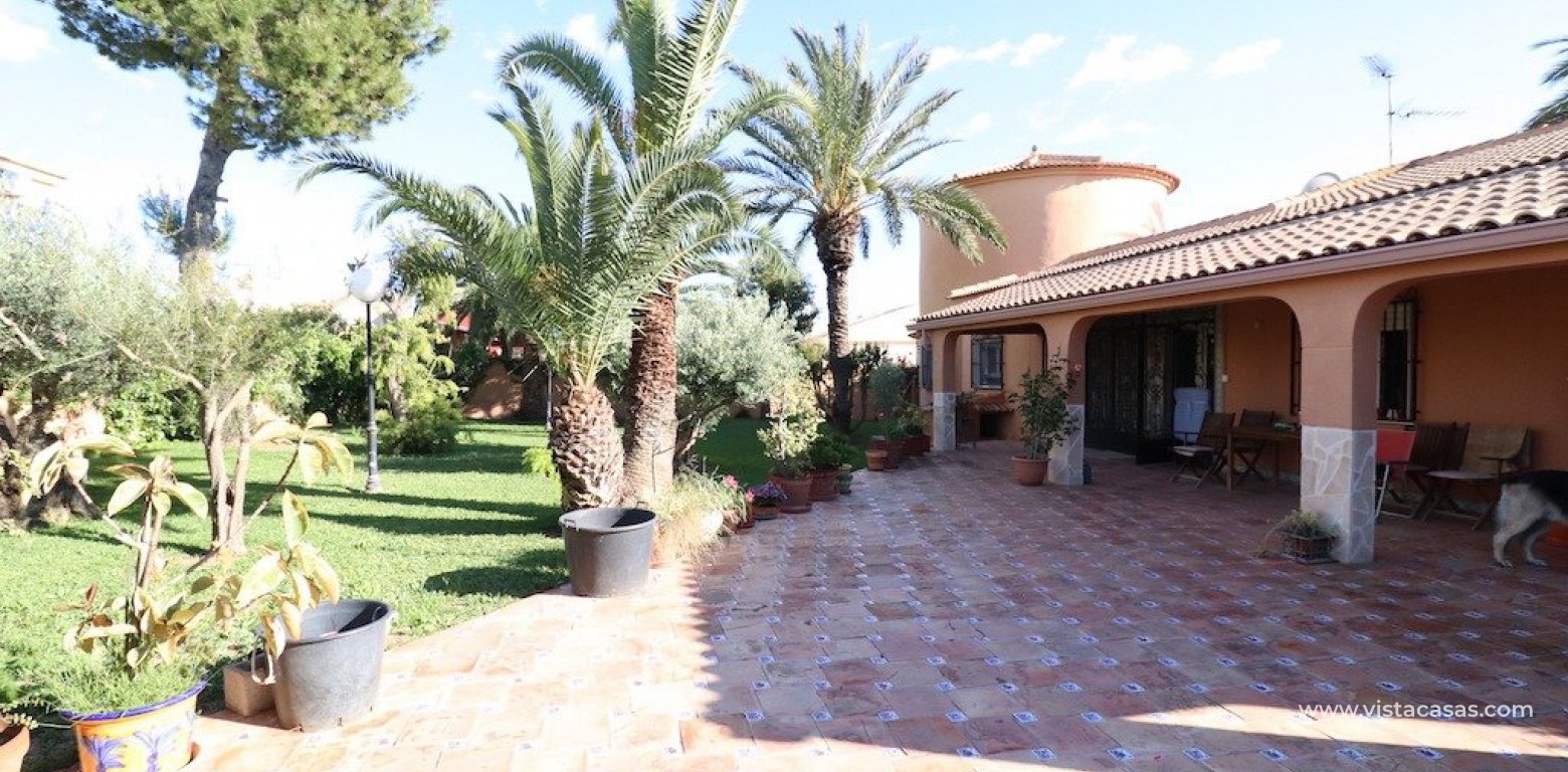 Resale - Villa - Torrevieja - El Chaparral