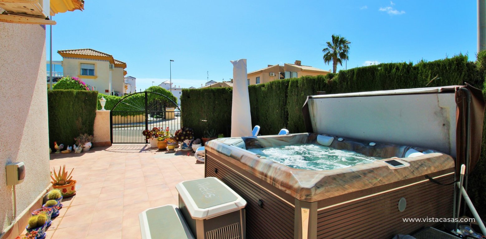 Townhouse for Sale in Oporto Golf Villamartin hot tub