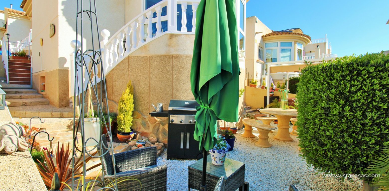 South-Facing 2 Bed Bungalow For Sale in Loma Golf Villamartin private garden