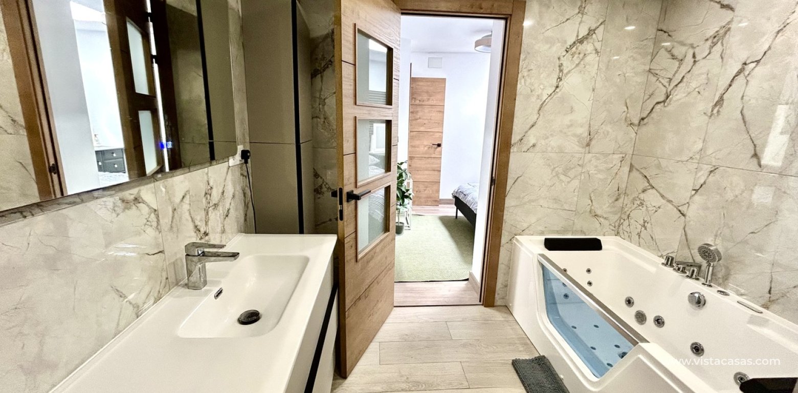 Resale - Townhouse - San Miguel de Salinas