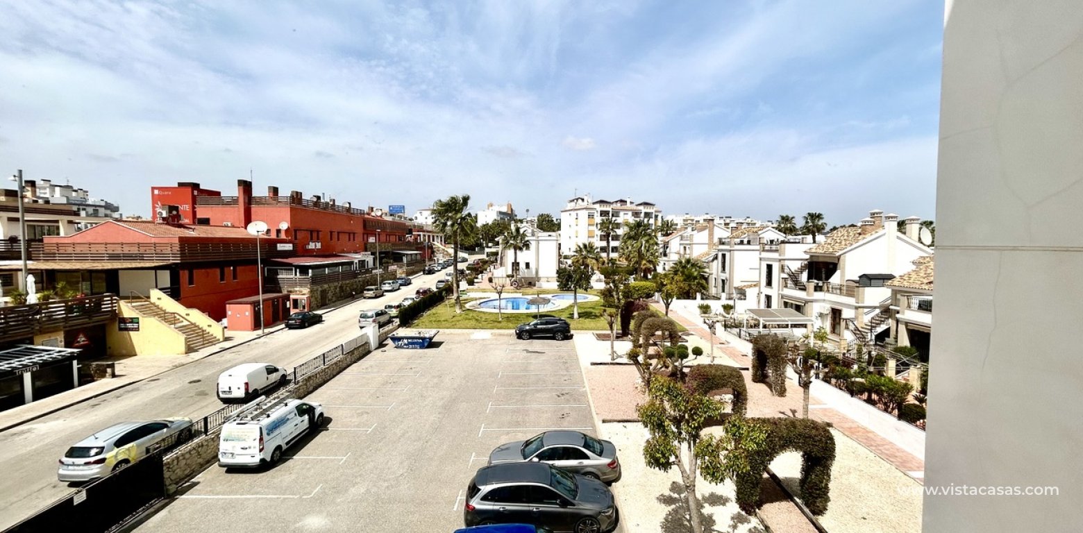 Resale - Apartment - Villamartin