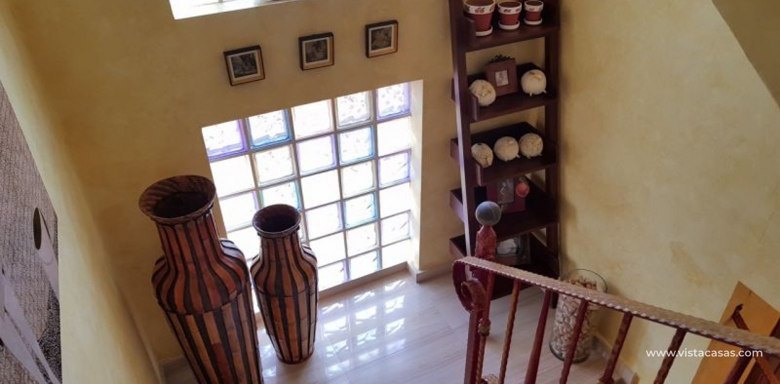 Resale - Villa - Torrevieja